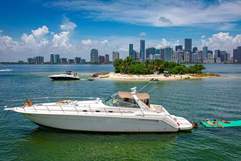 5-stjerners Yacht Party & Tour for 13 personer