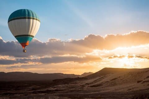 Enjoy Amazing Beautiful Desert By Hot Air Balloon Dubai