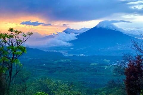 Pacaya Volcano Luxury Sunset Horseback Riding Tour/ Dinner Cooked by-Lava Chef