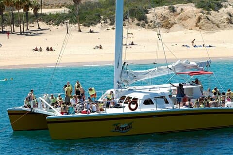 Wijn & Jazz bij Sunset Cruise! Rond vervoer vanuit Los Cabos