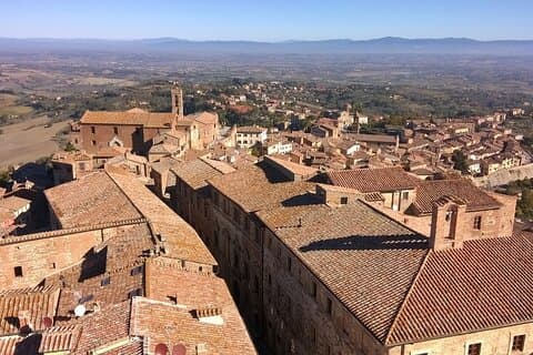2 hours - Private Walking Tour in Montepulciano