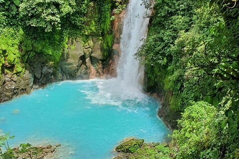 Rio Celeste Waterfalls vulkan og dovendyr