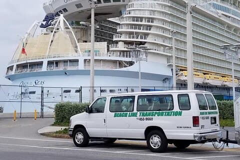 Port Canaveral / Cabo Canaveral / Cocoa Beach para o aeroporto / hotel MCO (One Way Private)