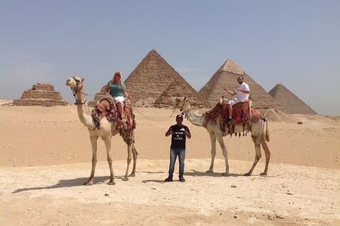 Tour privado às Pirâmides de Gizé, Saqqara e Memphis