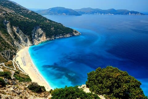 Tour privato: le grotte e nuotare sulla spiaggia di Myrtos