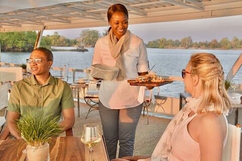 2-Hour Zambezi River Cruise Tour with Lunch and Pick Up