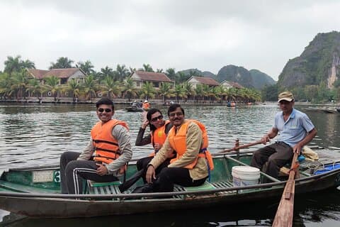 Full-Day Tour to Hoa Lu and Tam Coc from Hanoi with Lunch