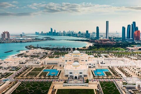 Epic Abu Dhabi with Lunch from Dubai