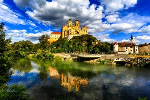 Viena: Abadia de Melk e viagem privada a Salzburgo com transporte