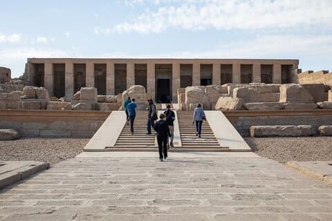 Privat sightseeingtur Besök Dendera och Abydos-templen från Luxor med lunch