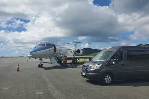 Trasferimento di arrivo privato dall'aeroporto Cyril E King a Redhook Bay