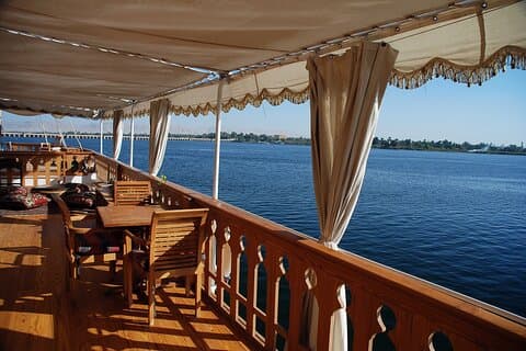 Budget Sailing Nilkreuzfahrt von Assuan nach Luxor für 2 Nächte