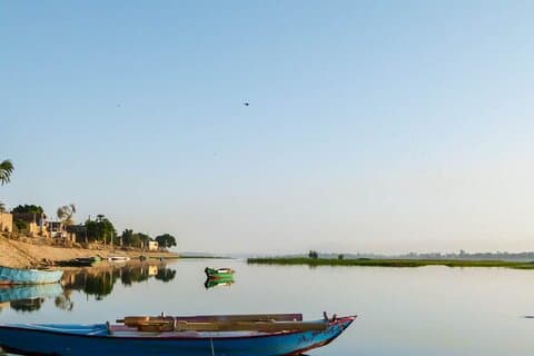 Tour Package-Aswan och Luxor segling felucca program 3 nätter 4 dagar