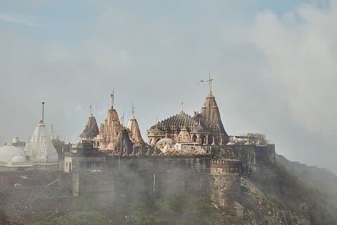 Attraverso i templi, i siti storici e la fauna selvatica del Gujarat