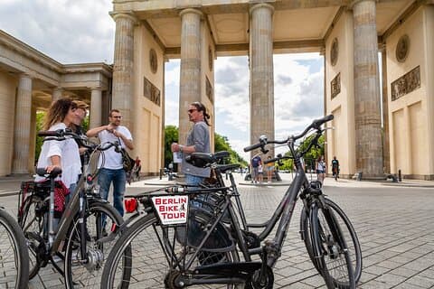 Tour in bici elettrica del Muro di Berlino e dei momenti salienti a Berlino