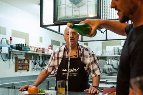 Private Hondarribia Tour & Gastronomic Society Meal