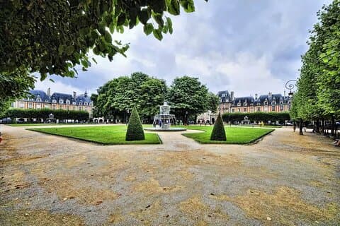Le Marais Paris Visita privata con pick up e drop in hotel