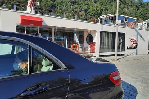 Prenota il tuo trasferimento privato da Praga a Passau per un massimo di 8 persone
