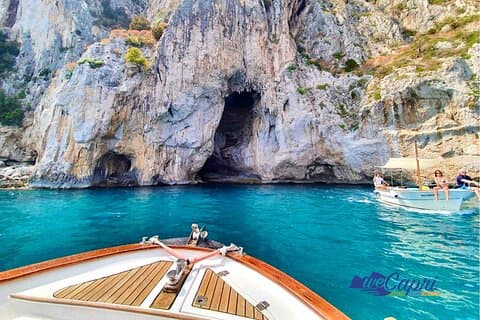 Tour in barca a Capri Italia con bagno e visita grotte esclusive