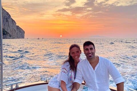 Sunset & Aperitif Boat tour con bagno, grotte esclusive.