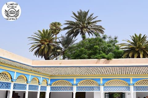Spaziergang durch Marrakesch Erkunden Sie die Medina-Souks