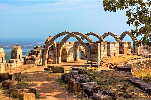 Palácio de Vadodara, Champaner e templo Pavagad de Ahmedabad com guia