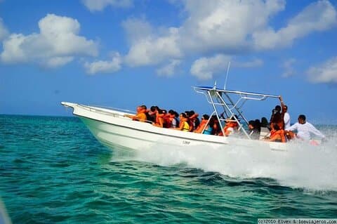 Tour guidato privato da Bávaro a Isla Saona in motoscafo minimo 12 pax