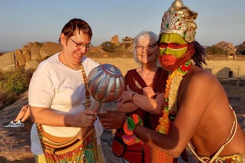 2 dager privat tur til Hampis verdensarvsted fra Bangalore med bil
