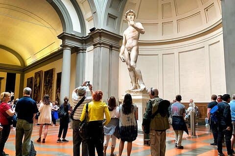 Skip the line, Don't skip the David