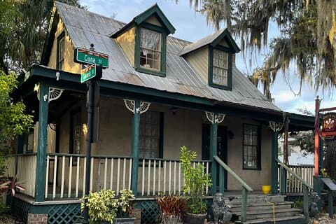 Selvstyrt Haunted Ghost Walking Audio Tour i St. Augustine