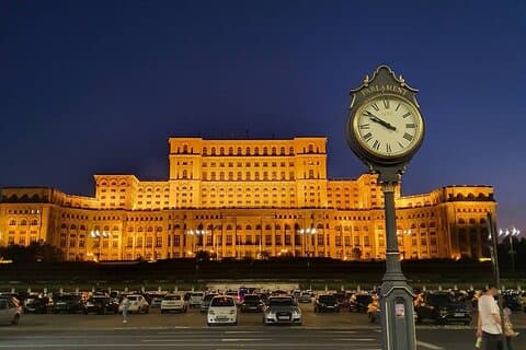 Bucarest sotto il comunismo: Tour privato e Ceausescu Mansion