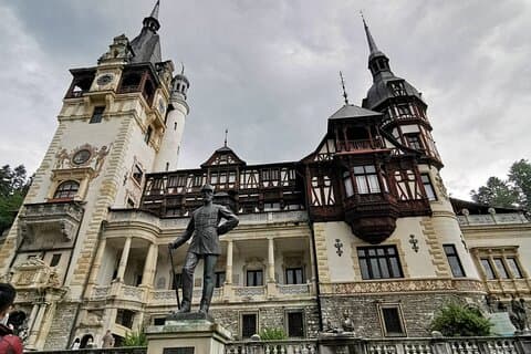 Tagesausflug von Bukarest nach Brasov & Dracula's Castle