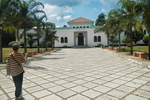 Ganztägige private Tour durch Dar es Salaam