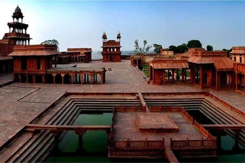 Private Excursion Tour to Fatehpur Sikri from Agra with Visit to Mehtab Bagh