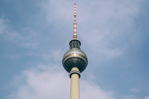 Upptäck Berlinmuren under kalla krigets självguidad tur
