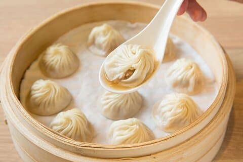 Taipéi por la noche: 101 Express, Din Tai Fung, Mercado nocturno de Raohe