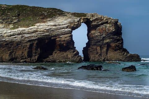 Cathedrals Beach and Lugo Tour from A Coruña