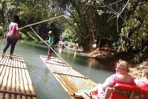 Martha Brae Bamboo Rafting fra Montego Bay Resorts