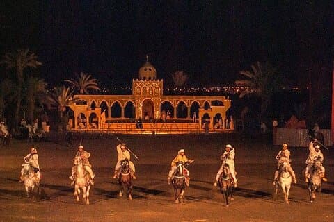 Hopp over køen på CHEZ ALI MARRAKECH : Fantazia Show