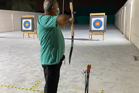 Lezione di tiro con l'arco a Dubai
