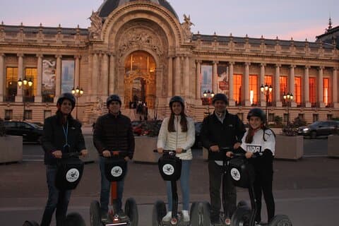 Offerta speciale per famiglie e amici: tour in Segway a Parigi