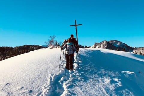 Randonnée en raquettes guidée d'une demi-journée dans l'Allgäu