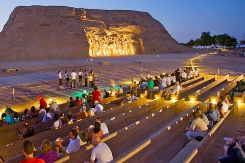 Privat overførsel og se lyd- og lysshow ved Philae-templet i Aswan