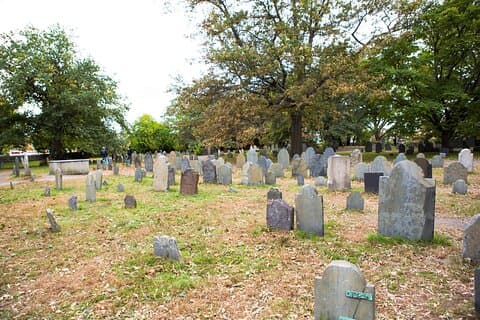 Mysteries and Murders of Salem Guidet nattvandring