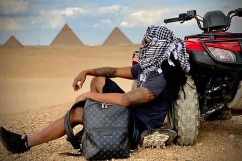 Paseo en ATV en el desierto de las pirámides de GIZA al amanecer o atardecer
