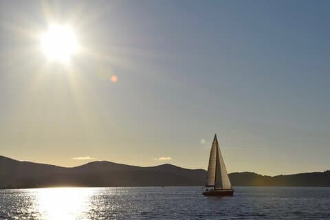 Zadar: Private Sailing Sunset Tour med champagne