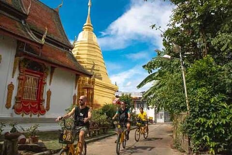 Upplev The Real Chiang Mai på cykel