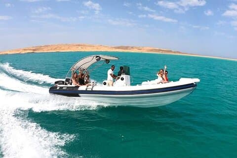 4-Hour Swim with Dolphins and Subwing Game in a Private Speedboat in Hurghada