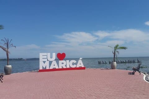 In the footsteps of Charles Darwin: Maricá