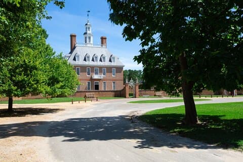 Recorrido a pie con audio autoguiado de Colonial Williamsburg